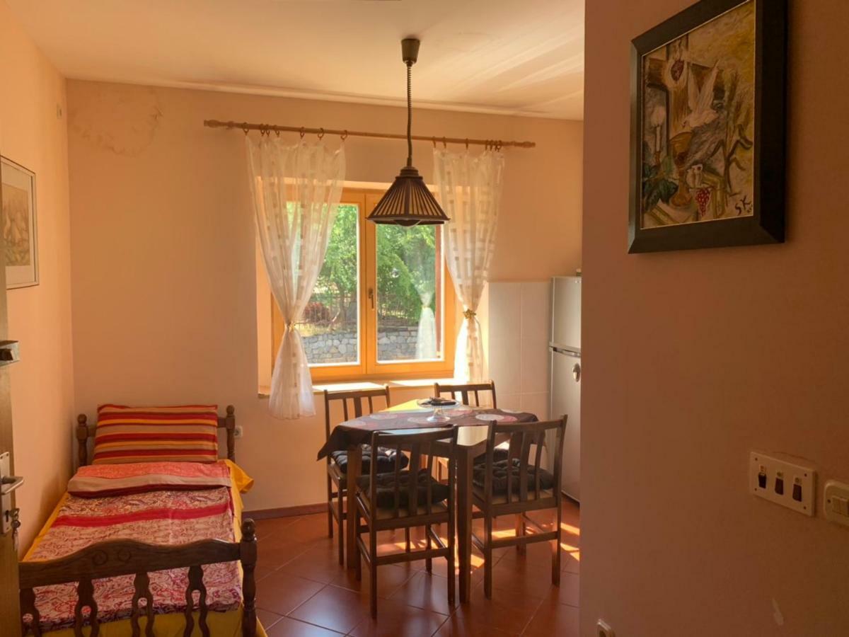 Apartments Villa Boris Ohrid Esterno foto